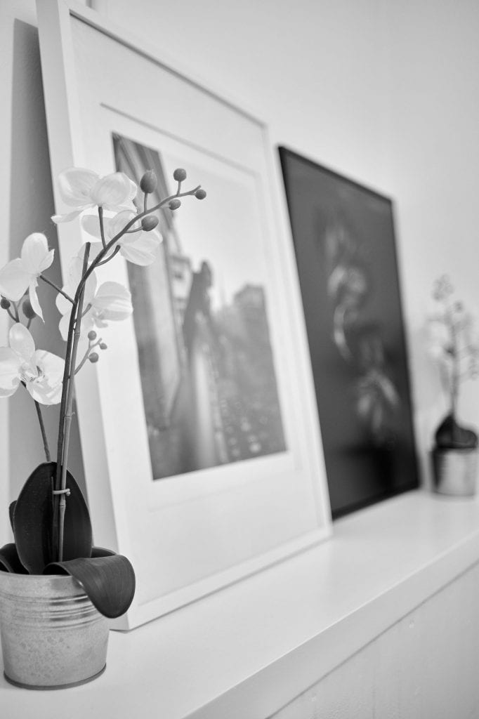 pictures on wall in toilet at gareth morgans food photography studio